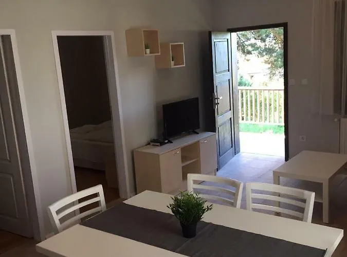 بيت للعطل комплекс кали, к.к. чарк *